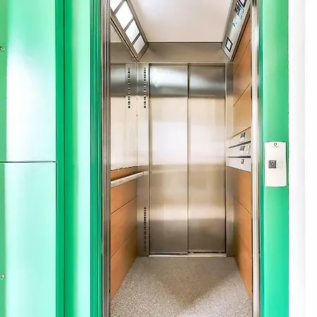 Con Refrigerador Propio Cerca Del Aeropuerto